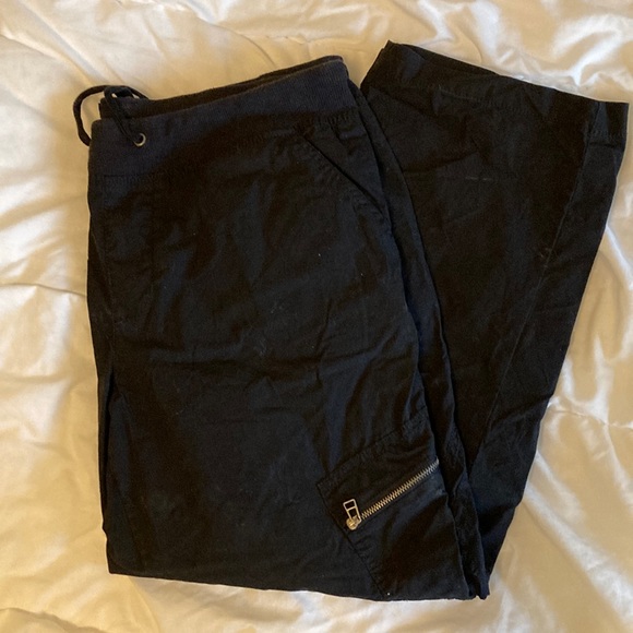 G.H. Bass & Co. Pants & Jumpsuits Gh Bass Large Capri Pants Poshmark